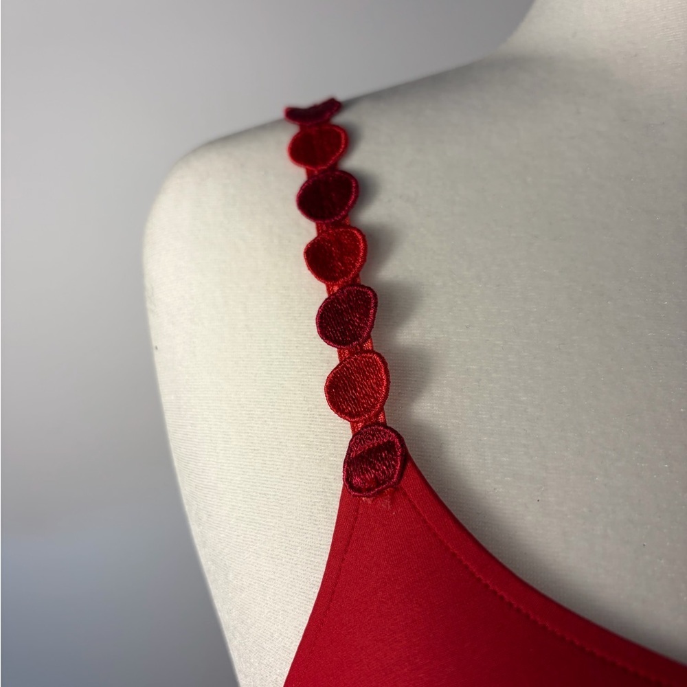 Marie Jo Elegant Red Women's Bra NWT - Picture 5 of 8